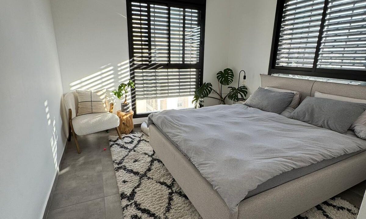 b2511dd3-58d8-4f57-bcef-bea261f77fb8