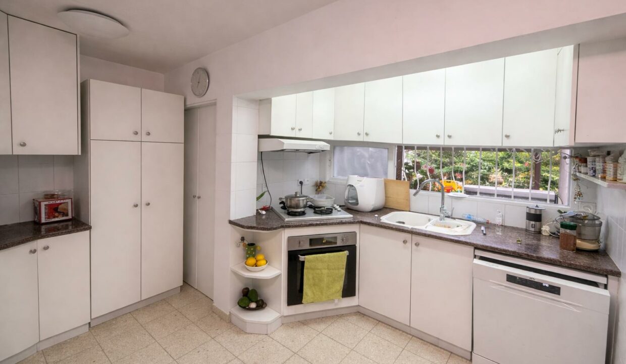 b157a2ad-f7b0-4217-9884-ff36b1a6a368